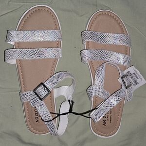 Arizona Jean Company Girl Silver Sandals